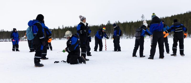 Saariselkä: Ice Fishing Safari by Snowmobile - Reaching the Wilderness Lake for Ice Fishing