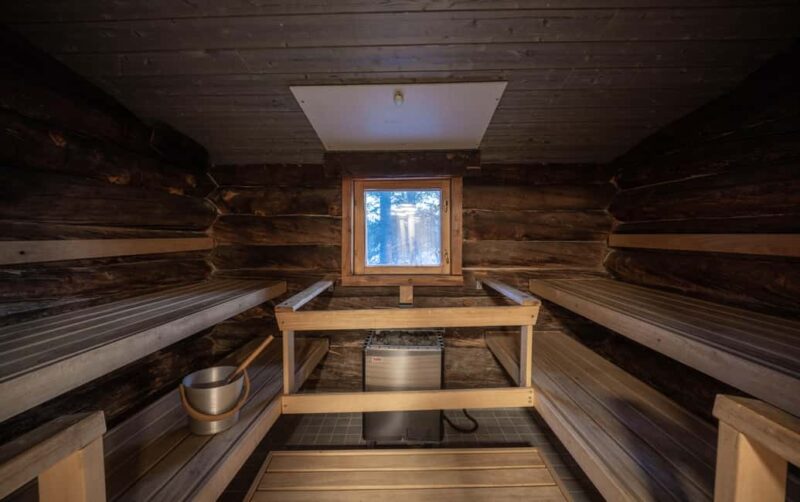 Saariselkä: Kuukkeli Saunaworld (Smoke Sauna) - Pools, Hot Tub, and Arctic Wellness Features