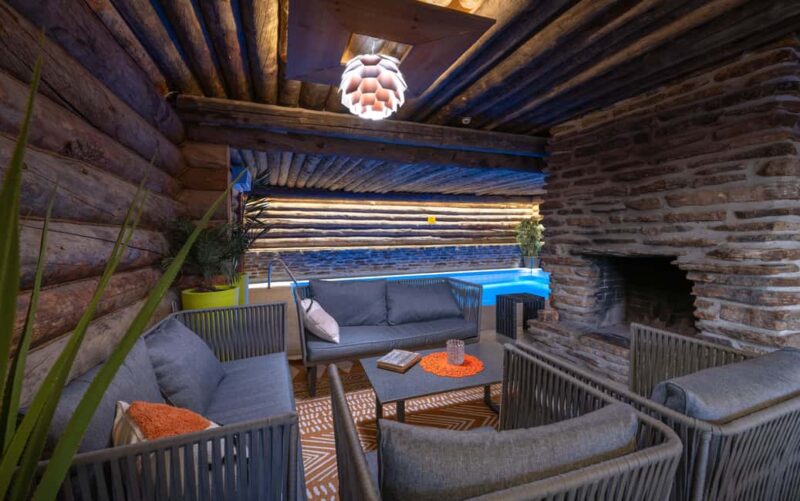 Saariselkä: Kuukkeli Saunaworld (Smoke Sauna) - The Unique Charm of Sauna in Lapland