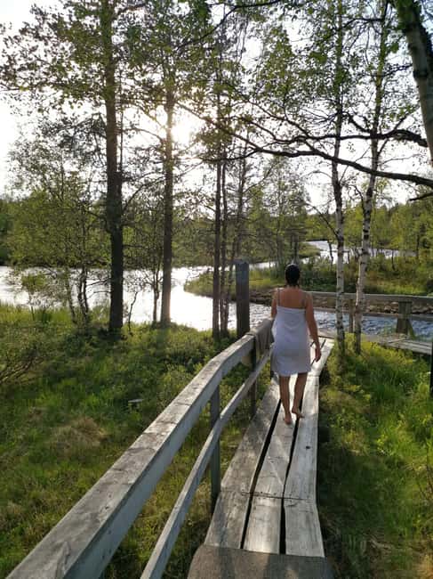 Saariselkä: River Sauna Experience in Muotka - The Unique Charm of Muotkas Sauna Tradition