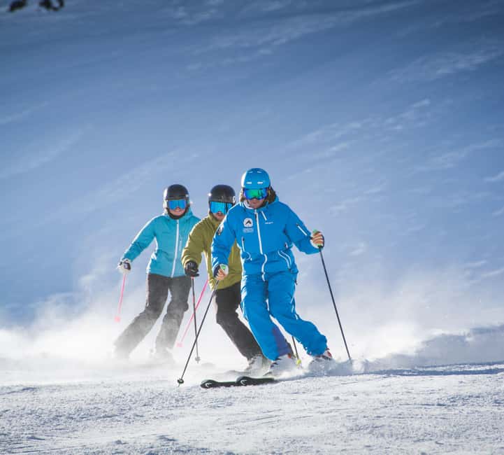 Saas-Fee: Private Ski or Snowboard Lessons - Introduction to Skiing or Snowboarding in Saas-Fee