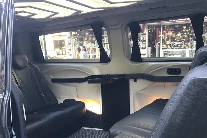 Sabiha Gökçen Airport private transfer service - Flexibility in Waiting Times and Flight Delays