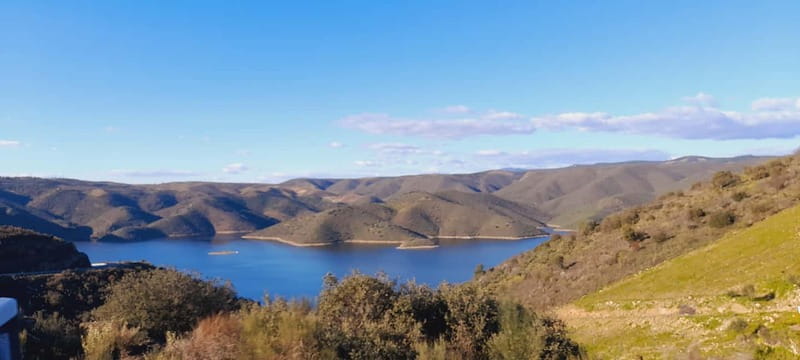 Sabor Lakes' Tour - The Exciting Jeep Adventure Through Sabor’s Mountain Landscapes