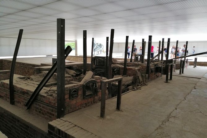 Sachsenhausen Concentration Camp Memorial - Private Tour with Public Transport - Sachsenhausen Memorial and Museum: A Focused and Emotional Visit