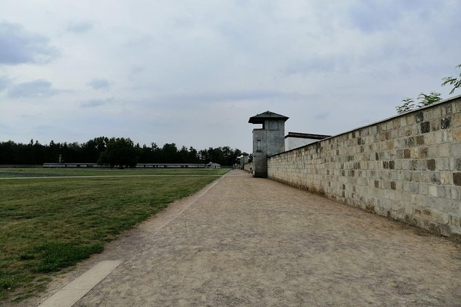 Sachsenhausen Concentration Camp Memorial - Private Tour with Public Transport - Accessibility and Group Size