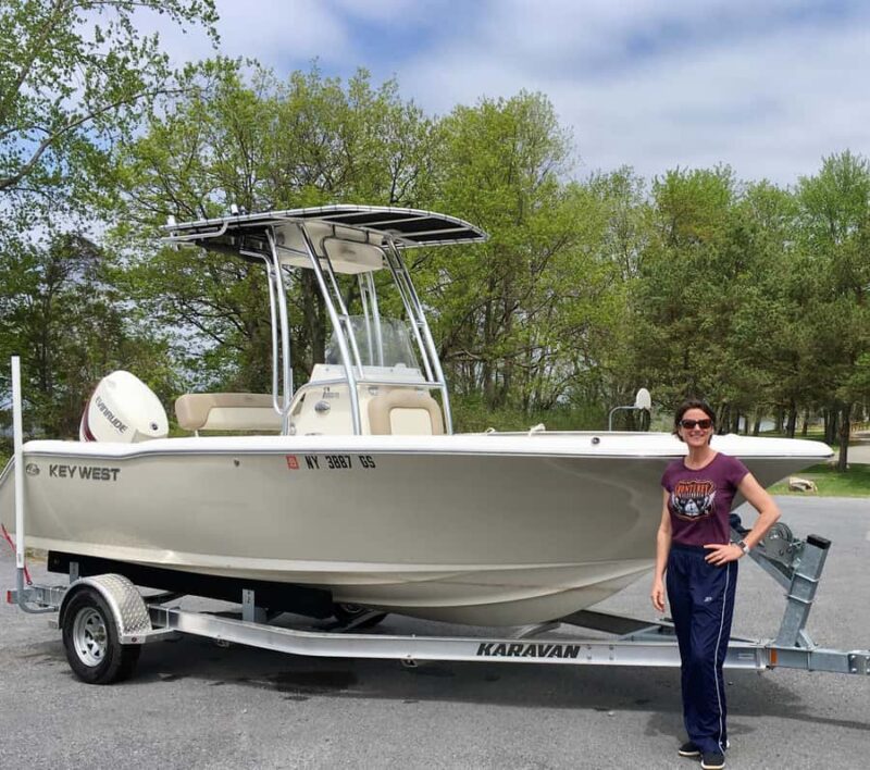 Sackets Harbor: Guided Boat Cruise with Captain - Explore Sackets Harbor by Speedboat for Just $49