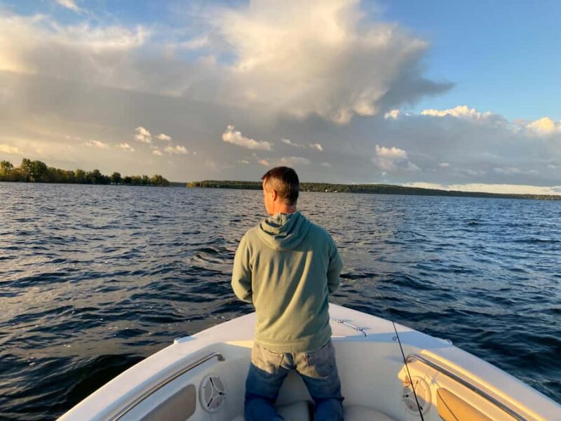 Sackets Harbor: Guided Boat Cruise with Captain - Enjoy the Scenic Sun and Sunset Cruises