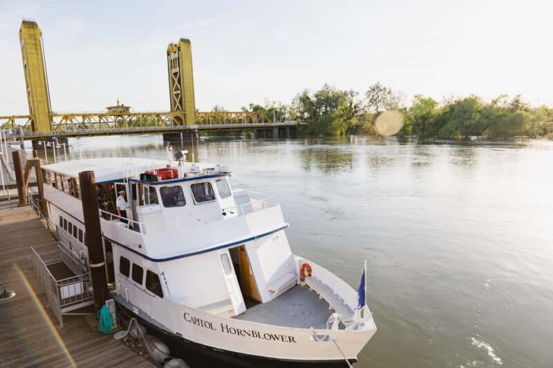 Sacramento: City Cruises River Cruise with History Guide - Discover Sacramento from the Water on a Scenic River Cruise