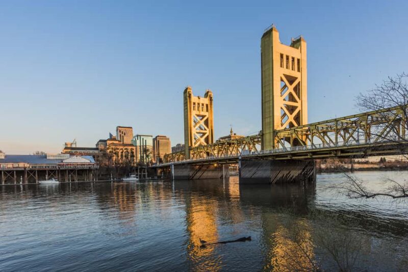 Sacramento: City Cruises River Cruise with History Guide - Expert Narration Revealing Sacramento’s Landmarks