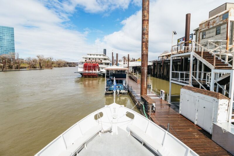 Sacramento: City Cruises River Cruise with History Guide - October Spooky-Themed Cruises for Seasonal Fun