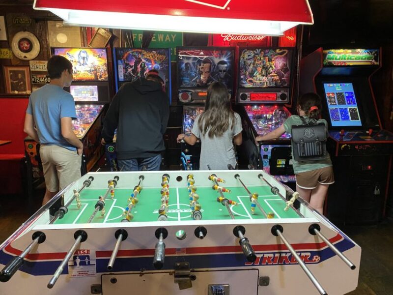 Sacramento: Historical Old Town and Food Walking Tour - The Guide’s Role in Bringing Sacramento to Life