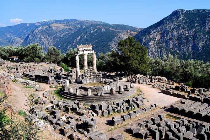 Sacred Delphi & Osios Loukas in a Full Day Private Tour - Practical Details and Considerations