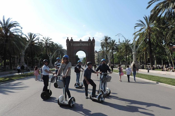 Sagrada Familia - 2H Segway Tour - Flexibility for Weather and Group Sizes