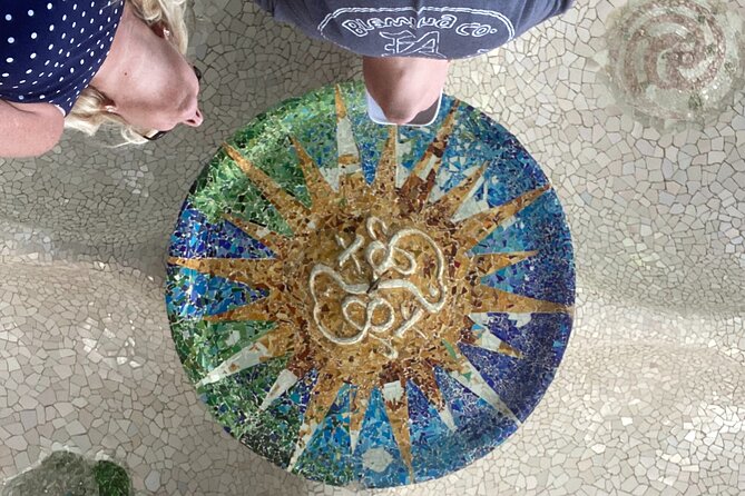 Sagrada Familia and Guell Park Small Group Tour: Drink and Tapa - Seamless Transport and Personal Attention in a Small Group