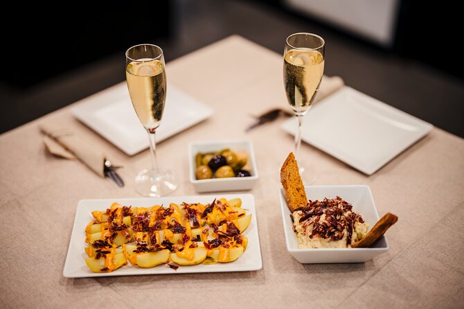 Sagrada Familia Jamón, Cheese and Wine Experience - Who Will Appreciate This Experience Most