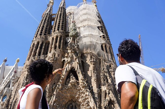 Sagrada Familia & Park Guell Guided Tour - How Reviews Reflect Tour Quality
