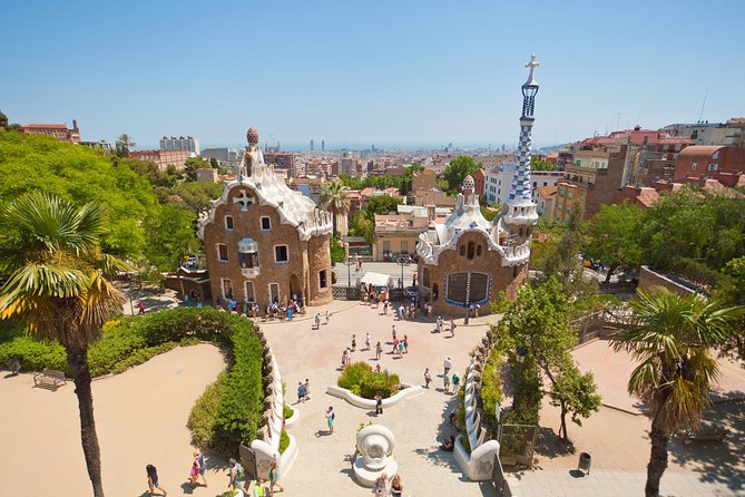 Sagrada Familia & Park Guell Guided Tour with Skip The Line - Optional Tower Visit: Elevated Views of Barcelona