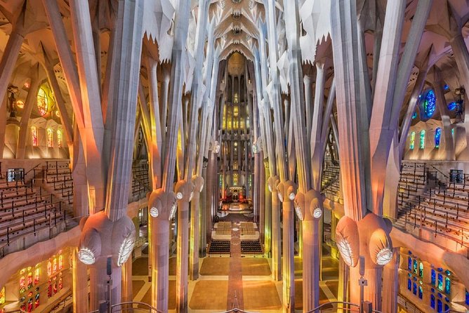 Sagrada Familia Private Guided Tour with Skip the Line Tickets - Visiting the Sagrada Familia Museum and Its Exhibits
