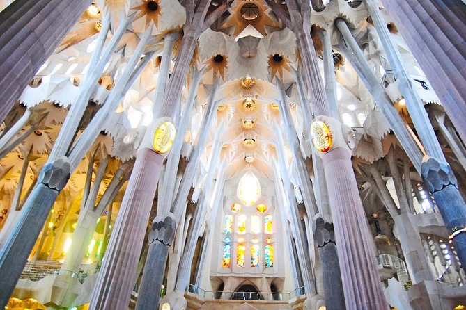 Sagrada Familia Private Guided Tour with Skip the Line Tickets - What Makes This Tour Stand Out from Others