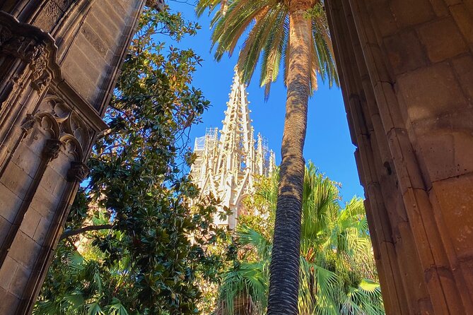 Sagrada Familia Private Tour - Unlock the mysteries of Gaudi - Why Choose This Private Gaudí Tour
