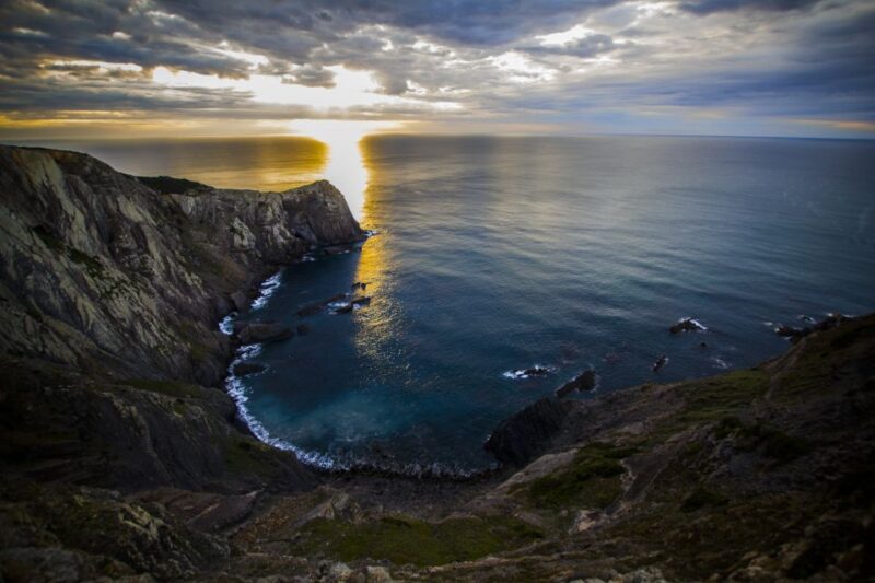 Sagres: Sagres Natural Park Sunset Tour by Jeep - Food, Wine, and Local Snacks on the Tour