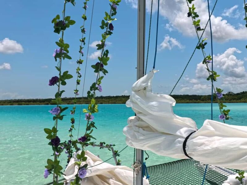 Sail for 4 hours in Bacalar's most SECRET spot. Beach Club is included. - Discover Bacalar’s Secret Lagoon with Sustainable Sailing and Biologist Guides