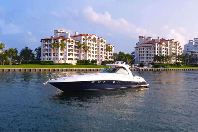 Sail The DREAM Boat From South Beach - Customizable Duration for Every Occasion