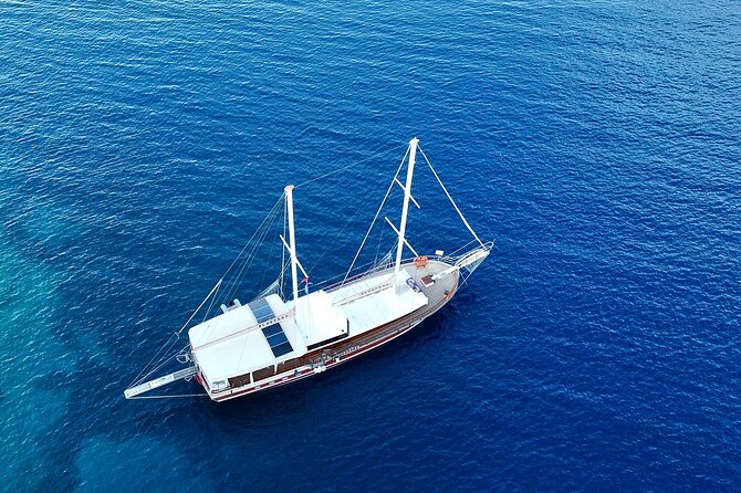Sail Turkey: 18-39's Fethiye to Olympos Gulet Cruise - Morning at Aquarium Bay and Kalkan’s Charm
