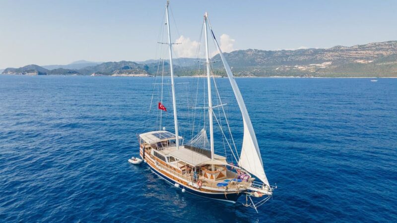 Sail Turkey: 18-39's Gulet Cruise Olympos to Fethiye - Who Will Love This Gulet Cruise