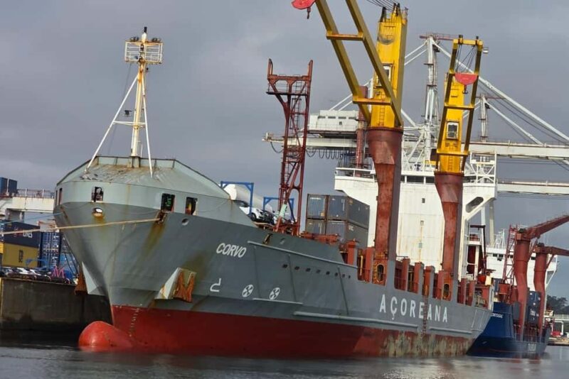 Sailboat Ride on the Matosinhos Sea with a Visit to the Port of Leixões - Key Points