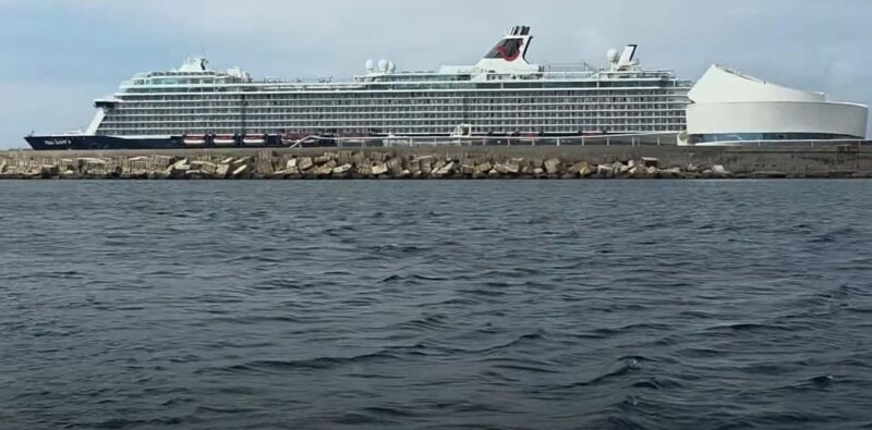 Sailboat Ride on the Matosinhos Sea with a Visit to the Port of Leixões - Snacks, Drinks, and Relaxation on Board