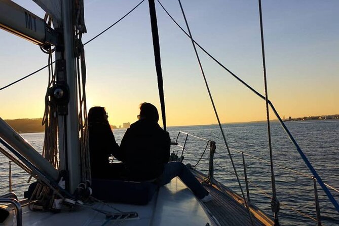 Sailboat Sunset Group Tour in Lisbon with welcome drink - Returning to the Dock and Post-Sail Recommendations