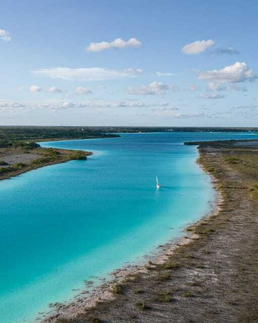 Sailboat tour in the seven colors lagoon of Bacalar - Practicalities: Cancellation and Accessibility