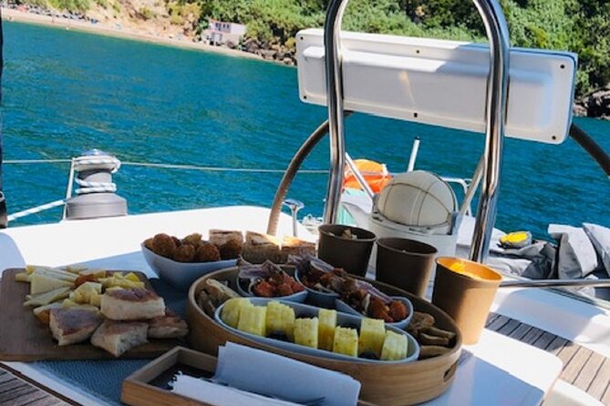 Sailboat trip from Ponta Delgada - Key Points