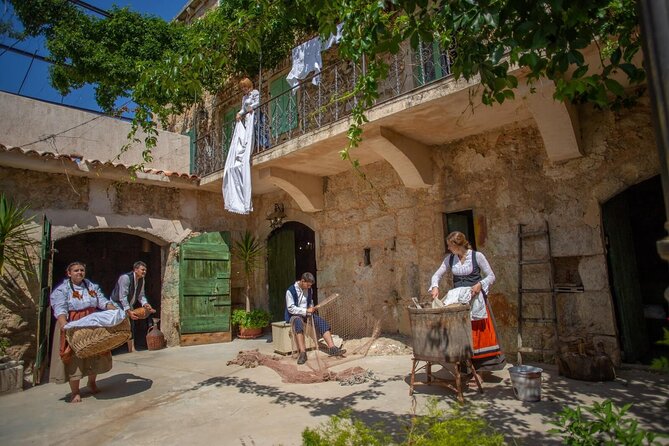 Sailing and Snorkeling Tour in the Islands of Pakleni - Relaxing with Wine, Snacks, and Water