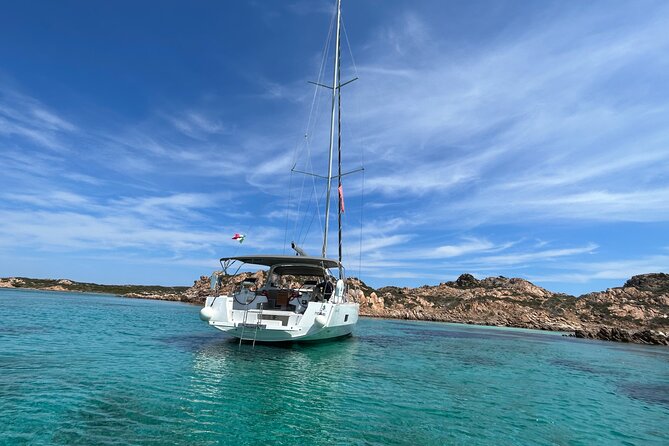 Sailing boat tour in the La Maddalena archipelago - Key Points