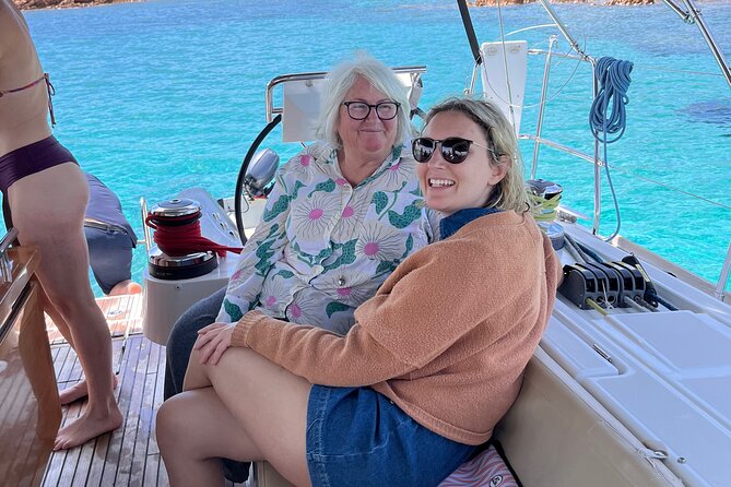 Sailing boat tour in the La Maddalena archipelago - What’s Included: Gourmet Lunch and Refreshments