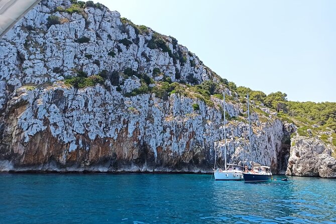 Sailing boat tour with lunch and swimming stops - Who Will Love This Sailing Experience