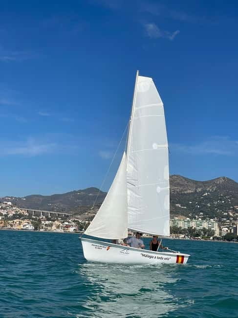Sailing course in Málaga Capital - Comparing with Other Málaga Water Experiences