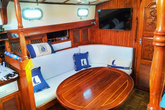 Sailing Flavors, Gastronomy and Relaxation at Sea - Pacing and Duration of the Trip