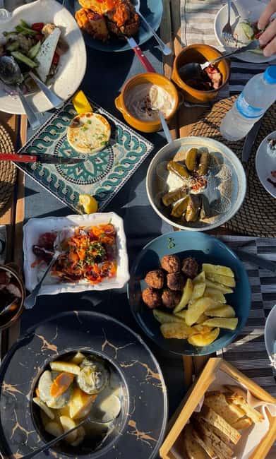 Sailing & gastronomy experience across the Athenian Riviera - Swimming and Snorkeling at the Small Islet