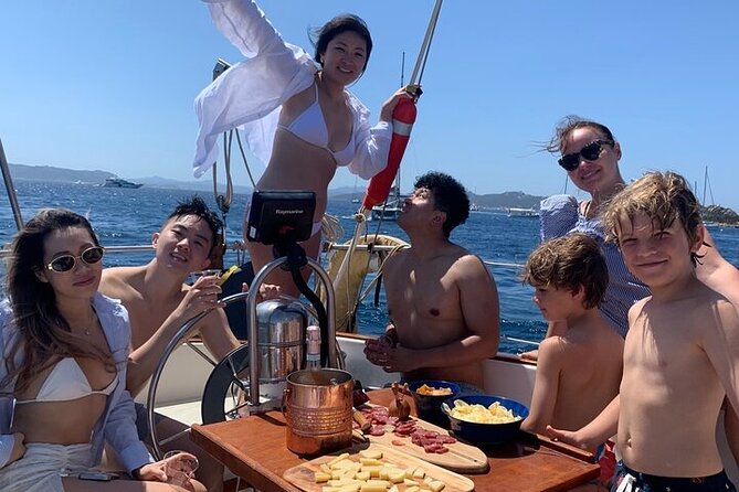 Sailing La Maddalena Archipelago with a USCG licensed captain. - Unique Features of the Sailing Experience