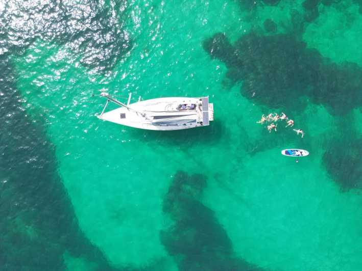 Sailing Tour: Explore Bahia de Palma with Tapas & Drinks - The Charm of Mallorcan Tapas and Refreshing Drinks