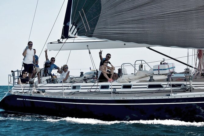 Sailing tour in Palermo with aperitif - Snacks, Drinks, and the Aperitif Experience