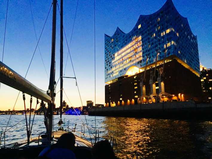 Sailing trip ''the Elbe by night", Hamburg/Elbe - Key Points