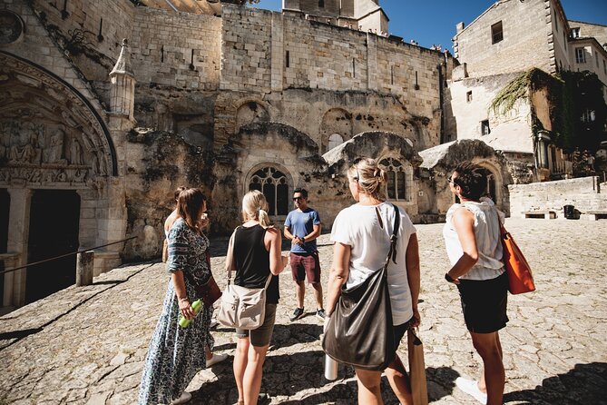Saint-Emilion Small Group Day Tour with Wine Tastings & Lunch - Suitability and Accessibility