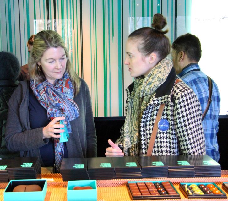 Saint-Germain-des-Prés: Pastry and Chocolate Walking Tour - The Expertise and Style of the Guides