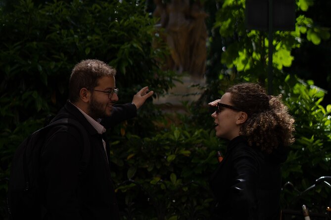 Saint Germain Walking Tour with Local Insights - Shopping and Elegance at Le Bon Marché