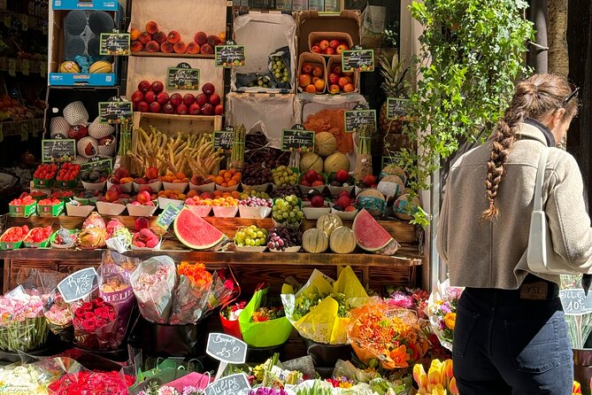 Saint Germain Walking Tour with Local Insights - The Guide and Tour Experience