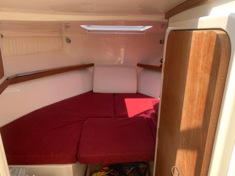 Saint-Jean-Cap-Ferrat: French Riviera Luxury Cruise - Savoring a French Aperitif in Eze-sur-Mer